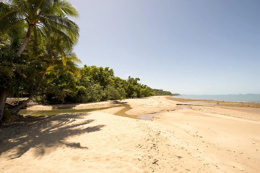 Resort Sejala Beach Huts Mission Beach